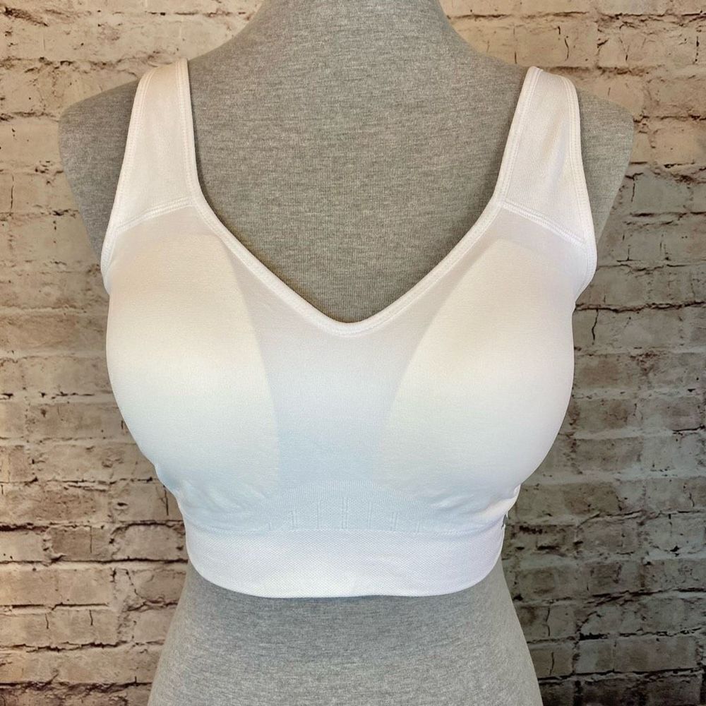Puma White Medium Support Sports Bra Pullover Adjustable Womens Size XL